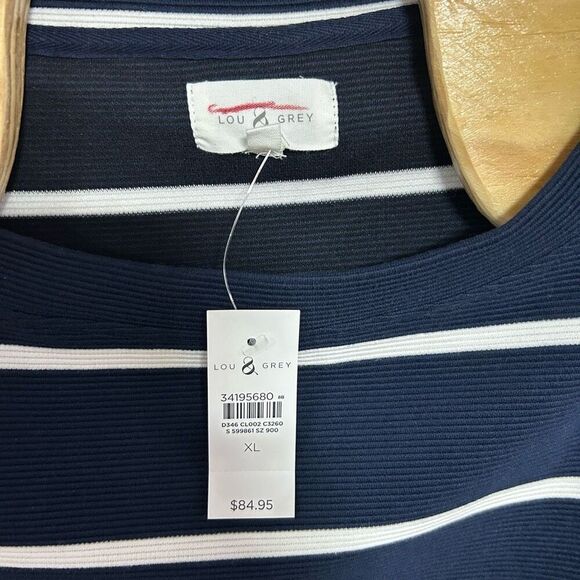 Lou & Grey Womens Nautical Navy and White Striped NWT Blouse XL - Picture 3 of 4